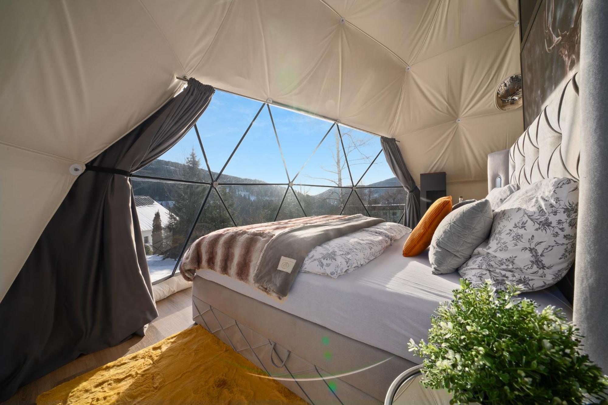Отель Glamping Spindl One&Only Шпиндлерув-Млин Экстерьер фото